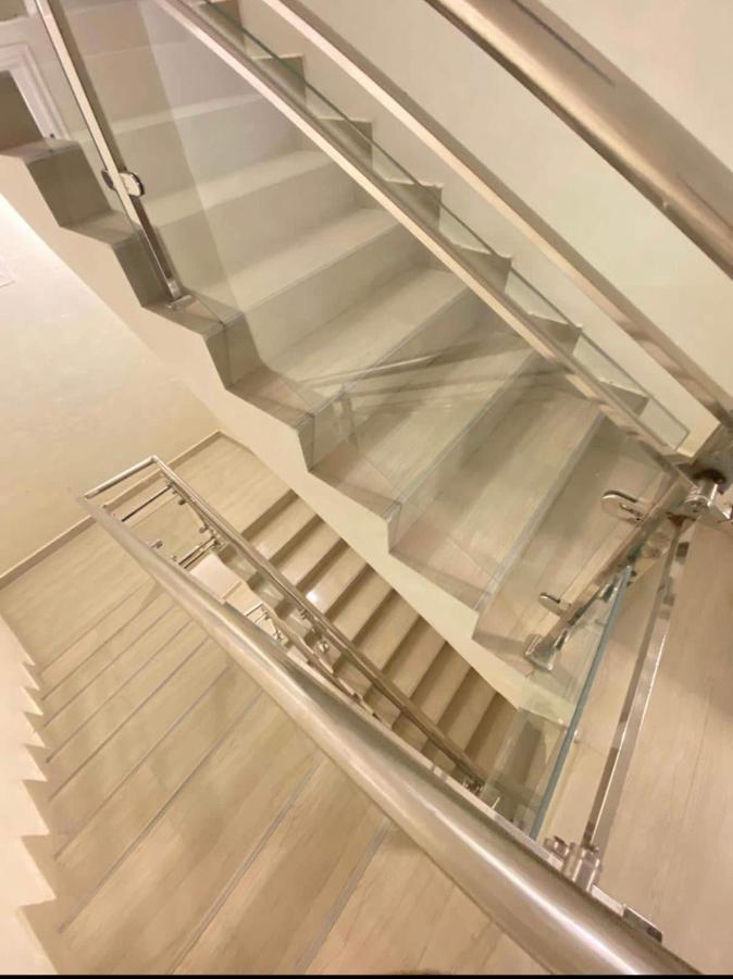 Appartement Haut Standing Idealement Situe A 达喀尔 外观 照片