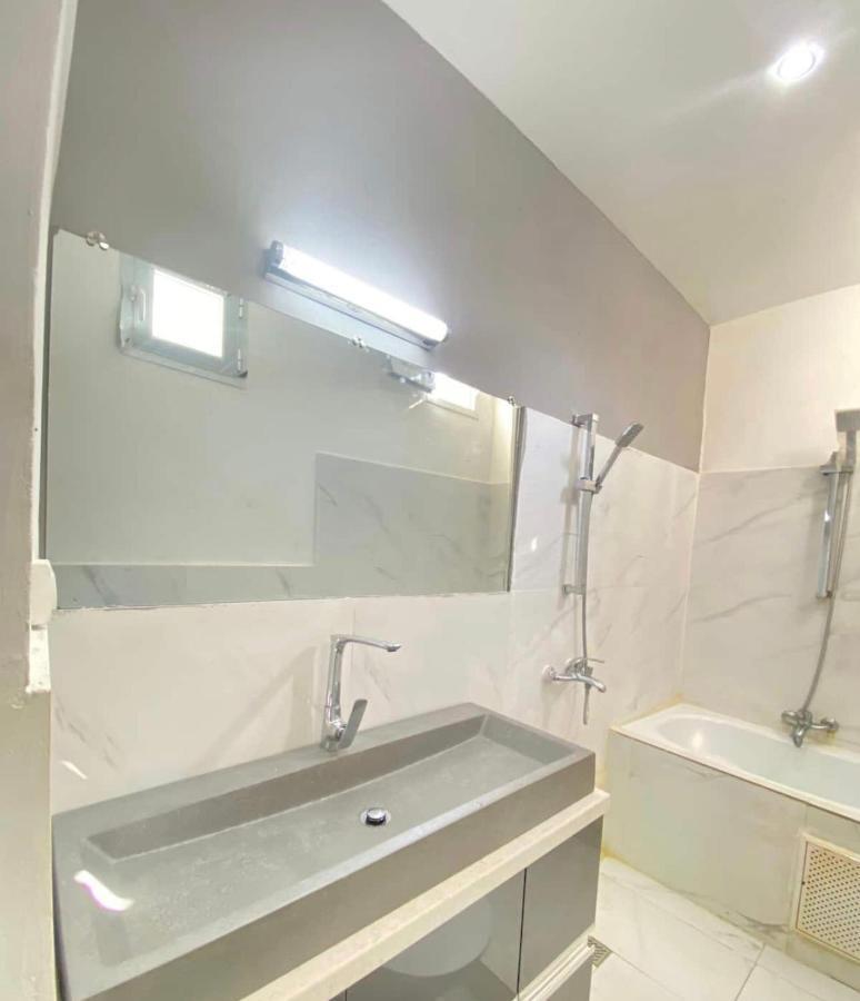 Appartement Haut Standing Idealement Situe A 达喀尔 外观 照片